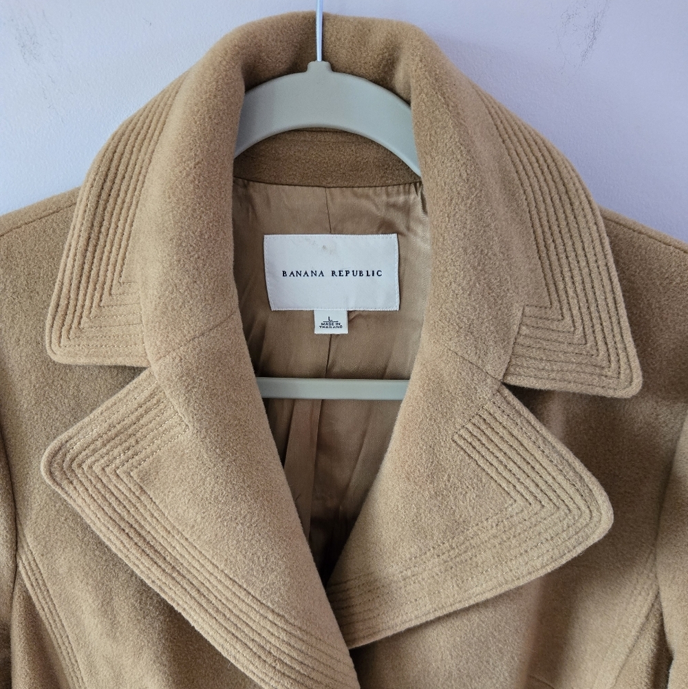 Banana Republic Camel Wool Blend Tailored Long Coat - Size Large - Picture 4 of 11